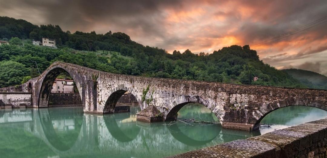 Agriturismo Il Castello Villa Borgo a Mozzano Luaran gambar